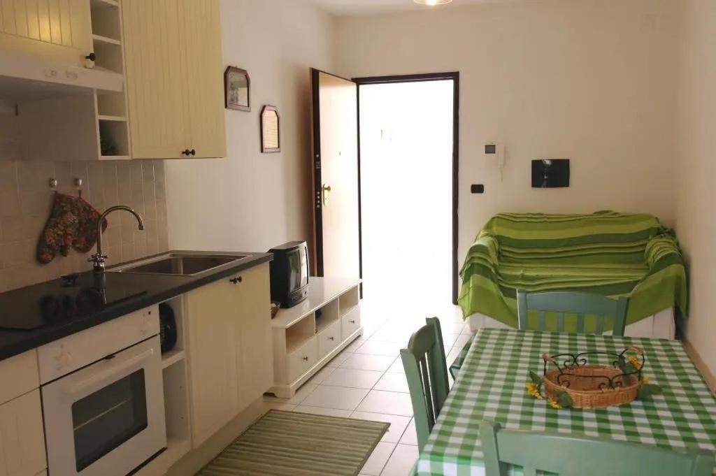 Appartamenti Ginevra Santa Maria al Bagno Exterior foto